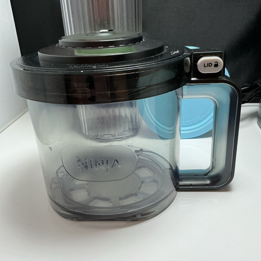 Ninja CREAMi Deluxe 11-in-1 Ice Cream Maker CN501CO with 3 XL Pints Lids - Picture 4 of 14